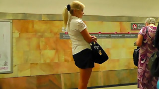 Voyeur likes upskirting babes