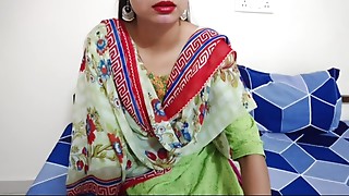 xxx Indian Desi step-mom ne sex ki lat laga di full hindi video xxx big boobs Saarabhabhi6 clear Hindi audio  horny sexy