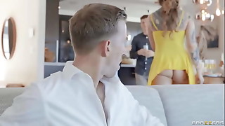 The Never Ending Squirter / Brazzers